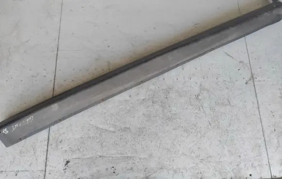 Mitsubishi Galant Sill MR214154