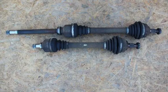 Peugeot 308 Rear suspension camber bolt 