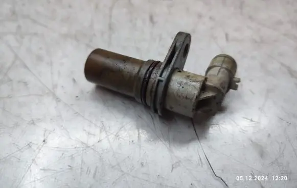 Opel Zafira C Crankshaft position sensor 46798345