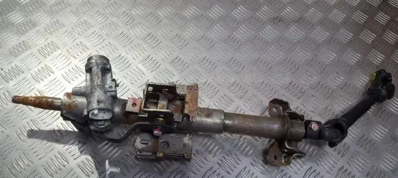 Hyundai Accent Steering wheel axle