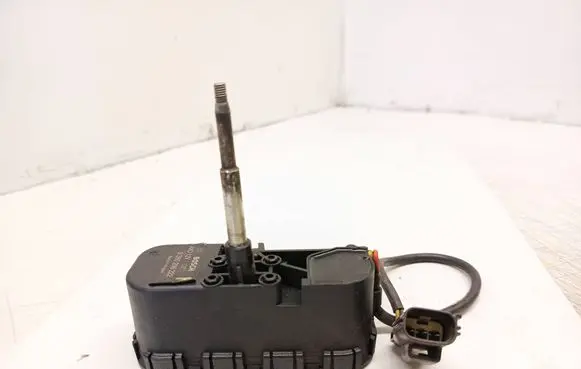 Volvo V70 Headlight wiper motor 0390206222