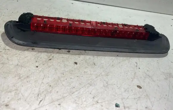 BMW 3 E46 Third/center stoplight
