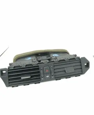 BMW 5 E60 E61 Dash center air vent grill 05114001 05114002