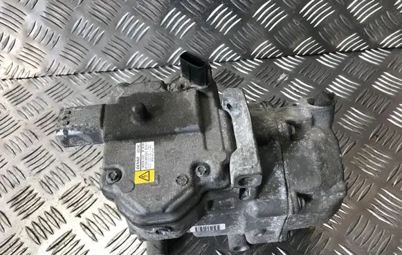 Toyota Auris E180 Air conditioning (A/C) compressor (pump) 0422001031 ES14C 3R06196