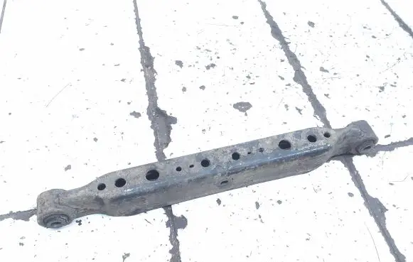 Nissan Qashqai Rear control arm