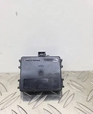 Mercedes-Benz E W211 Rain sensor A2118206026 73628104 5DC00842406