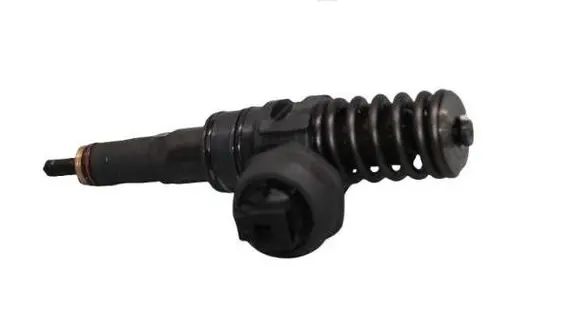 Volkswagen Golf IV Fuel injector 038130073AG 0414720215