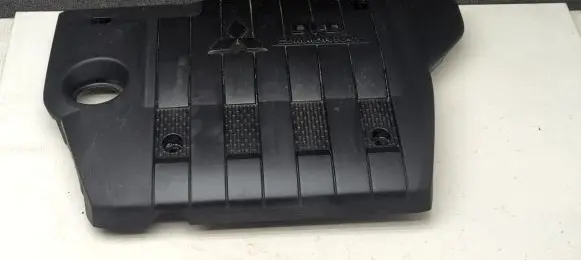 Mitsubishi Outlander Engine cover (trim)