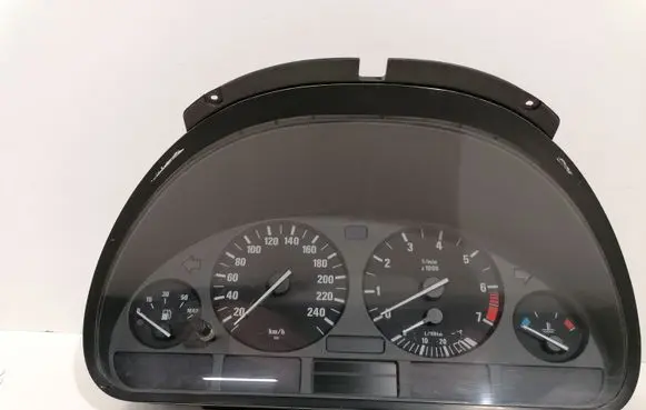 BMW 5 E39 Speedometer (instrument cluster) 62118375669 110008735031