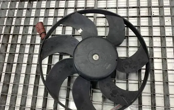 Volkswagen Touran I Fan set 