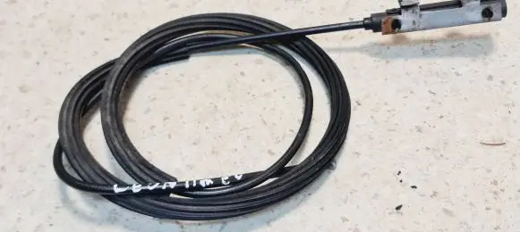 Seat Leon (1P) Engine bonnet/hood lock release cable 1P1823535