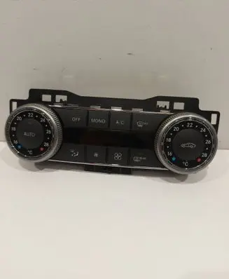 Mercedes-Benz C W204 Climate control unit A2048305790 HW0708 330800
