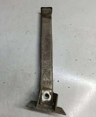 Front bumper foam support bar