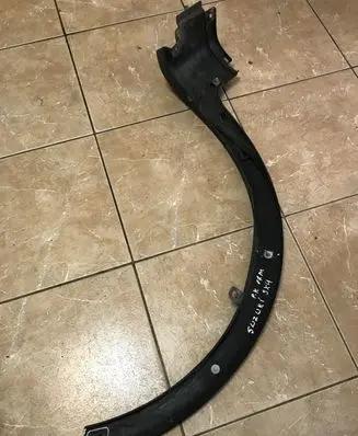 Suzuki SX4 Front arch trim 7178179J0