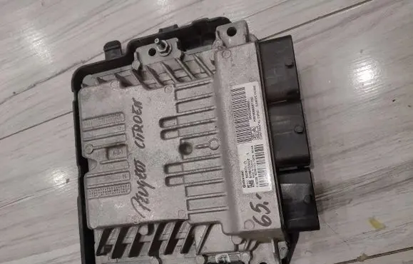 Peugeot 207 Engine control unit/module ECU 9800268980