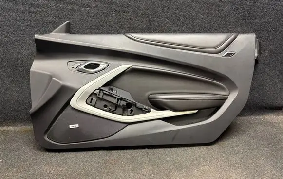 Chevrolet Camaro Front door card panel trim 84084219 T000000060000X 1510000000000
