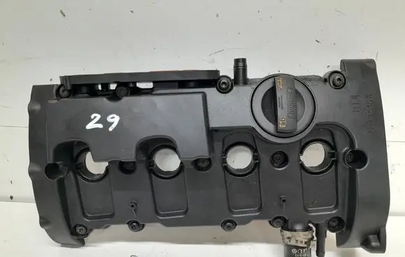 Audi A4 S4 B7 8E 8H Rocker cam cover 06D103469N