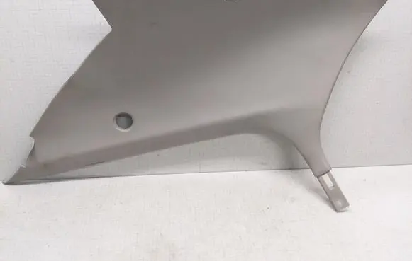 Mazda 323 F Other sill/pillar trim element B481R5D