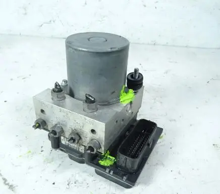 Jaguar XJ X351 ABS Pump AW93-2C405-CF