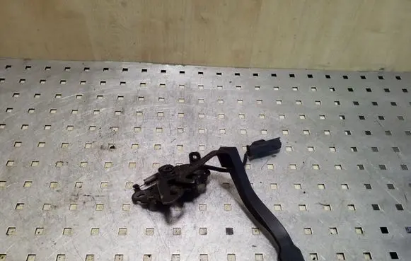 Peugeot 3008 I Engine bonnet/hood lock/catch