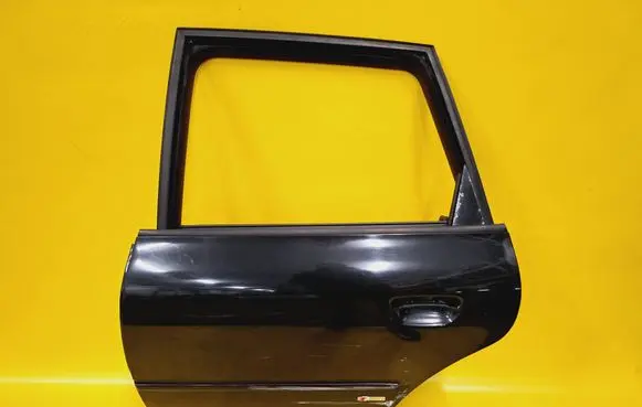 Audi A3 S3 8L Rear door