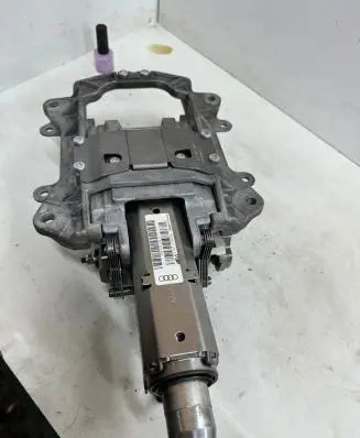 Audi Q7 4L Steering wheel axle 7L8419501N 07042706