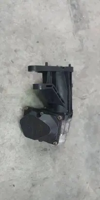 Ford Mondeo MK IV Throttle valve A2c83077300