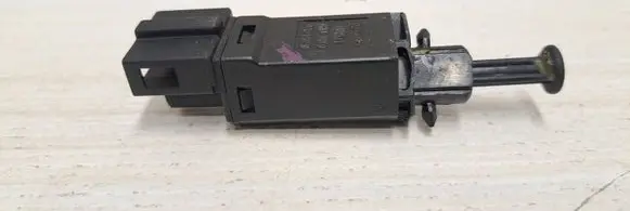 Audi TT Mk1 Brake pedal sensor switch 1H0927189D