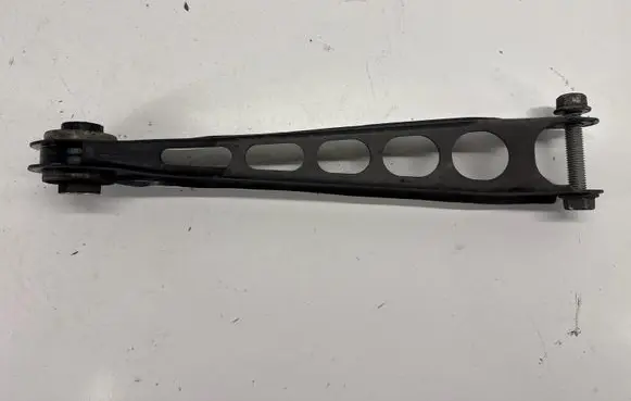 Chevrolet Camaro Rear suspension control arm 23415095