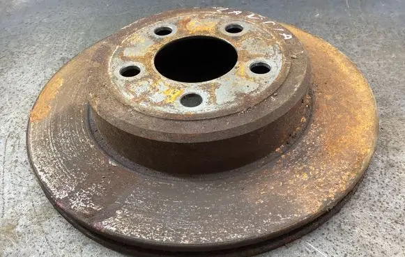 Lancia Thema Front brake disc