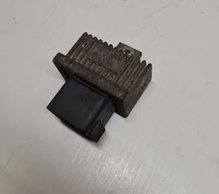 Renault Kangoo I Glow plug pre-heat relay 7700115078 BED712
