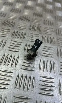 Skoda Superb B6 (3T) Fuel pressure sensor 