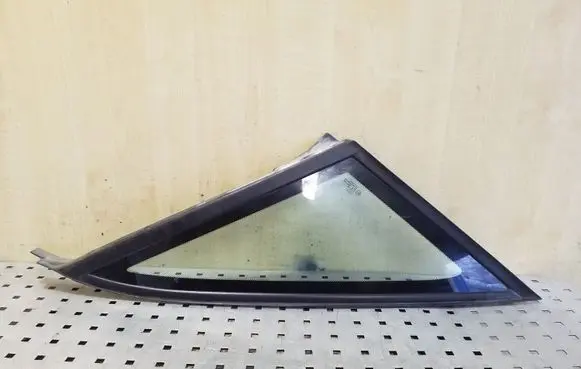 Audi A6 S6 C4 4A Rear side window