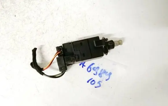 Brake pedal sensor switch