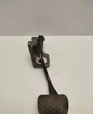 Mercedes-Benz E W211 Brake pedal A2112900719 TSMC21230