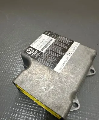Volkswagen PASSAT B6 Airbag control unit/module 3C0909605N 391126 12H031S2522