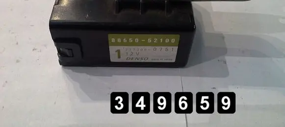 Toyota Yaris Engine control unit/module 88650-52100