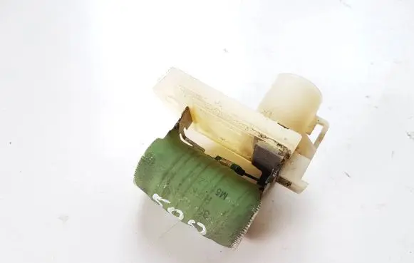 Coolant fan relay