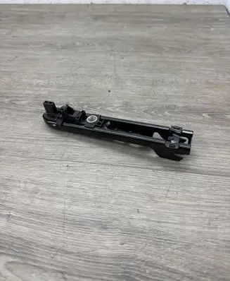 Volkswagen Golf VI Seat belt adjustment motor 5K0857819