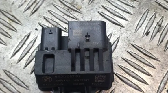 BMW 1 F20 F21 Glow plug pre-heat relay 857008702 0522120103 120209