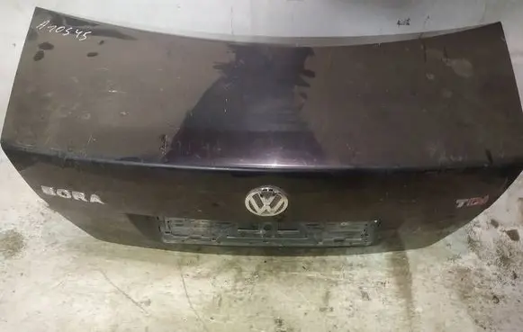 Volkswagen Bora Tailgate/trunk/boot lid juodas