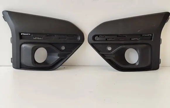 Dacia Sandero III Front fog light trim/grill EABR261A33 EABM261A29
