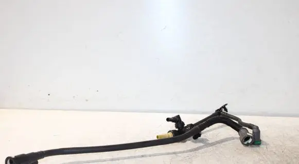 Volvo V50 Fuel line pipe FPSC080001