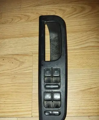 Volkswagen PASSAT B5 Electric window control switch 1J4959857B