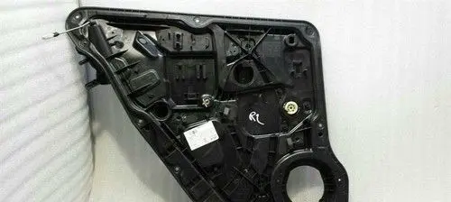 Mercedes-Benz ML W166 Rear door window winding handle A1667308901