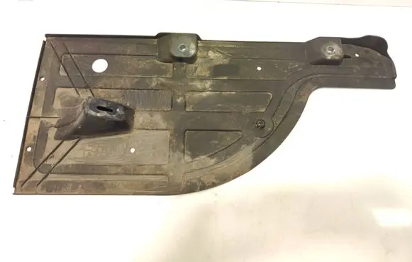 Volvo V60 Rear bumper underbody cover/under tray 31323119 BF5HA
