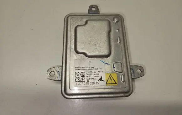Chrysler Pacifica Headlight ballast module Xenon 130732932015