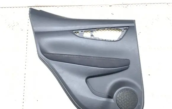 Nissan Qashqai Rear door card panel trim