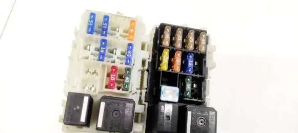 Ford Mondeo MK IV Fuse box set 6G9T14K131AA 6G9T-14K131-AA