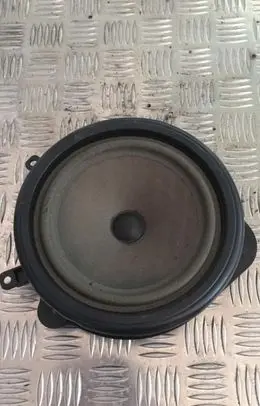 Audi A3 S3 8P Front door speaker 8p0035411